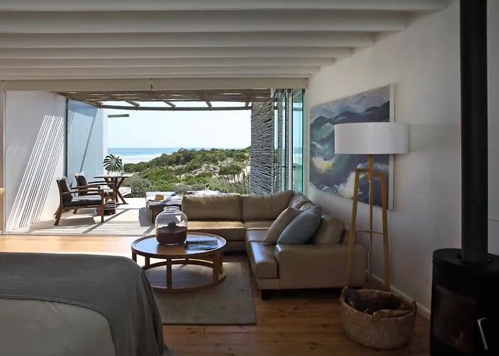 Strandloper Ocean Boutique Hotel